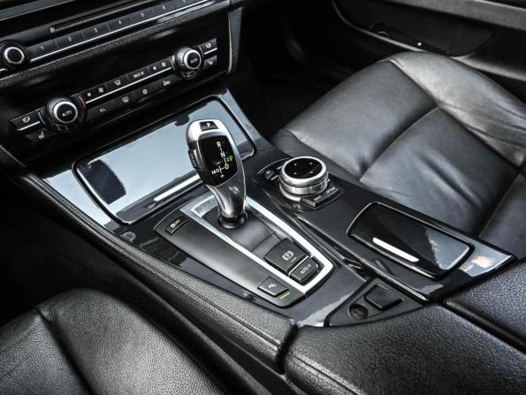 BMW 5 серии VI (F10/F11/F07) с пробегом 2010 года, цена 1 589 000 рублей, 273232 км, седан, Автокод Объявления