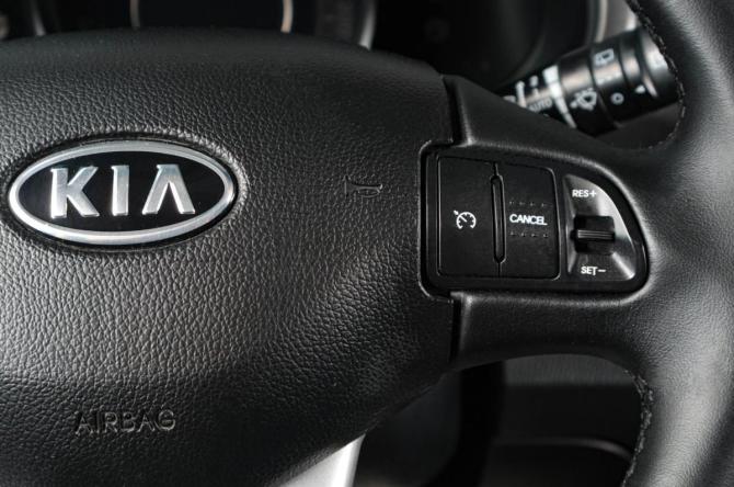 Kia Sportage III с пробегом 2012 года, цена 1 379 000 рублей, 150500 км, внедорожник, Автокод Объявления