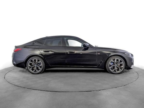 BMW 4 серии G22 G23 G26 с пробегом 2022 года, цена 5 750 000 рублей, 46824 км, лифтбек, Автокод Объявления