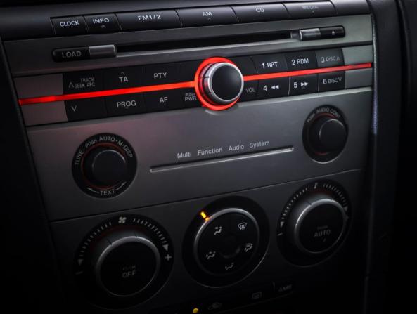 Mazda 3 I (BK) Рестайлинг с пробегом 2006 года, цена 525 000 рублей, 313779 км, седан, Автокод Объявления