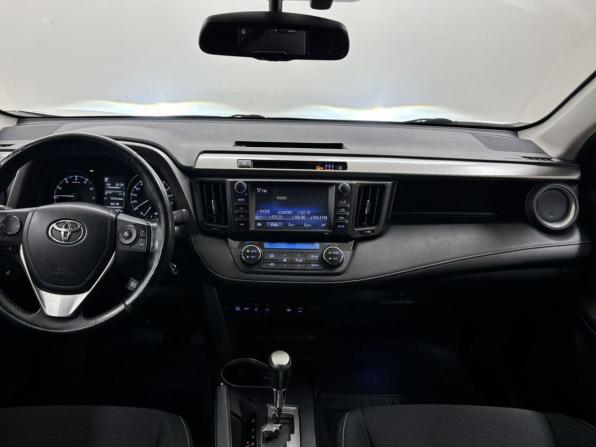 Toyota RAV4 IV (XA40) Рестайлинг с пробегом 2017 года, цена 2 238 000 рублей, 103456 км, внедорожник, Автокод Объявления