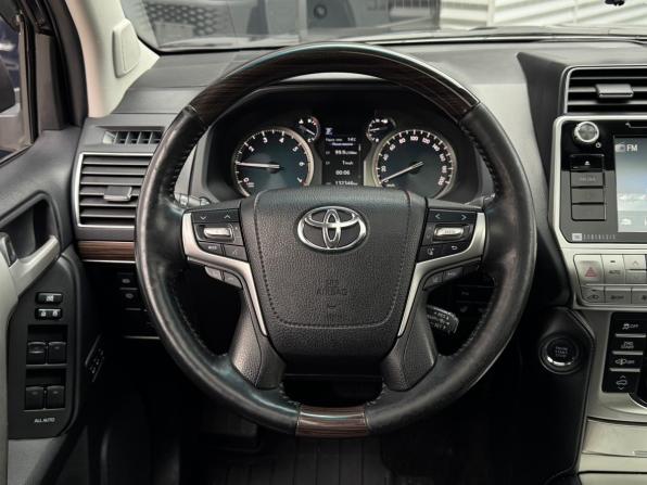 Toyota Land Cruiser Prado 150 Series Рестайлинг 2 с пробегом 2018 года, цена 5 490 000 рублей, 132335 км, внедорожник, Автокод Объявления