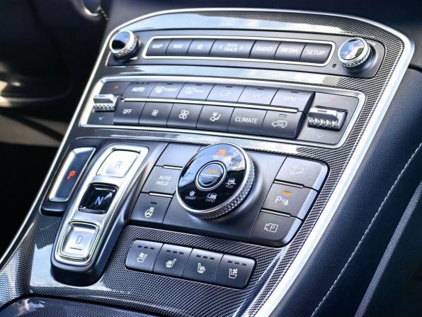 Hyundai Santa Fe IV Рестайлинг с пробегом 2021 года, цена 3 329 000 рублей, 113735 км, внедорожник, Автокод Объявления