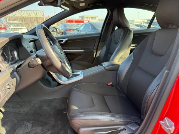 Volvo S60 II Рестайлинг с пробегом 2017 года, цена 2 085 000 рублей, 44500 км, седан, Автокод Объявления