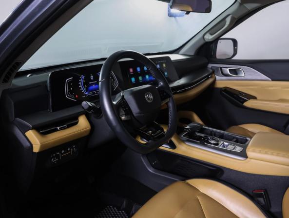 Changan Hunter Plus с пробегом 2023 года, цена 2 590 000 рублей, 77000 км, offers.body_type.unknown, Автокод Объявления