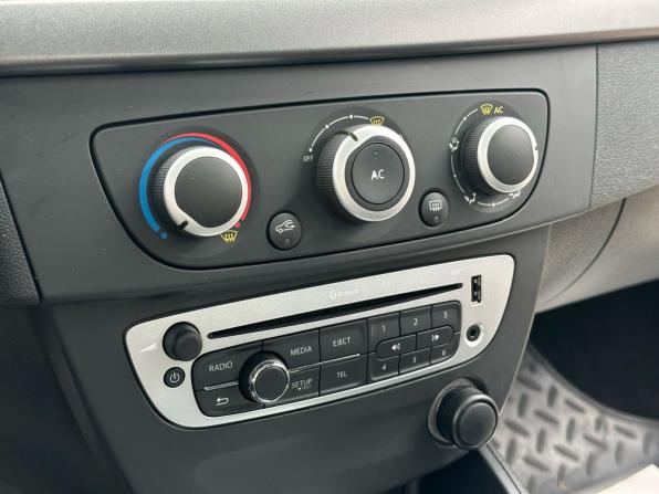 Renault Fluence I Рестайлинг с пробегом 2014 года, цена 852 000 рублей, 148569 км, седан, Автокод Объявления