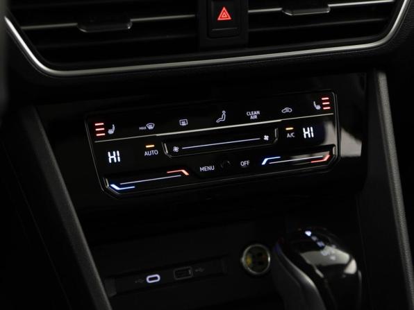 Volkswagen Tiguan II Рестайлинг (China Market) с пробегом 2024 года, цена 3 849 999 рублей, 15377 км, внедорожник, Автокод Объявления