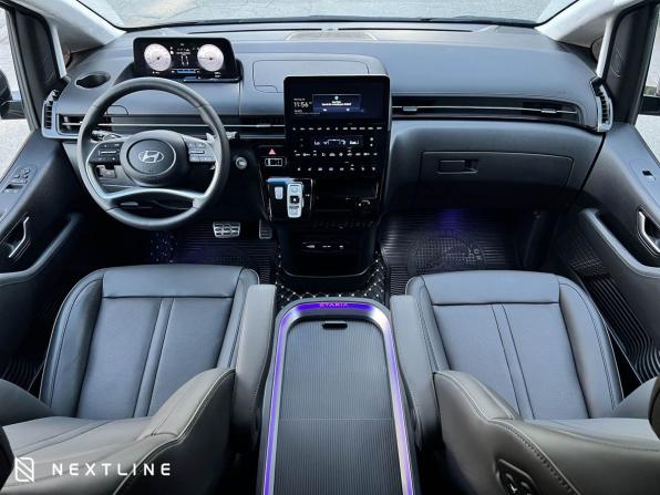 Hyundai Staria I с пробегом 2024 года, цена 8 490 000 рублей, 6430 км, минивэн, Автокод Объявления