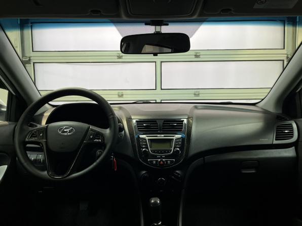 Hyundai Solaris I с пробегом 2012 года, цена 729 000 рублей, 184100 км, хэтчбек, Автокод Объявления