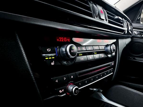 BMW X6 II (F16) с пробегом 2015 года, цена 3 649 990 рублей, 152453 км, внедорожник, Автокод Объявления