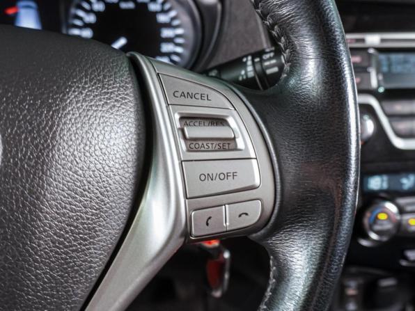 Nissan Qashqai II с пробегом 2018 года, цена 1 399 000 рублей, 176932 км, внедорожник, Автокод Объявления