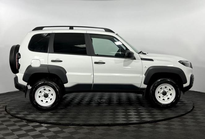 Lada (ВАЗ) Niva Travel I Рестайлинг с пробегом 2025 года, цена 1 325 000 рублей, 15418 км, внедорожник, Автокод Объявления
