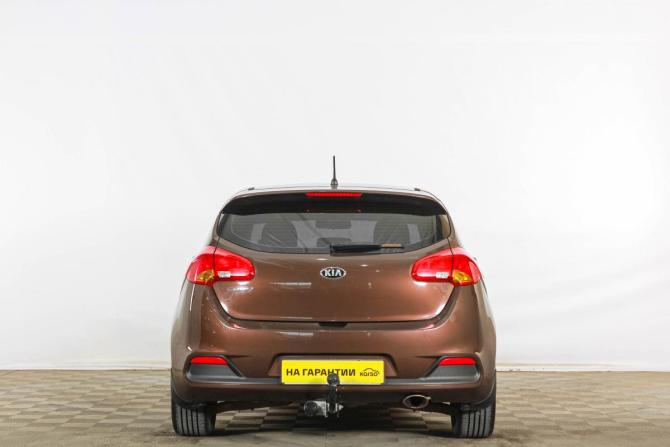 Kia Ceed II с пробегом 2013 года, цена 949 000 рублей, 266000 км, хэтчбек, Автокод Объявления