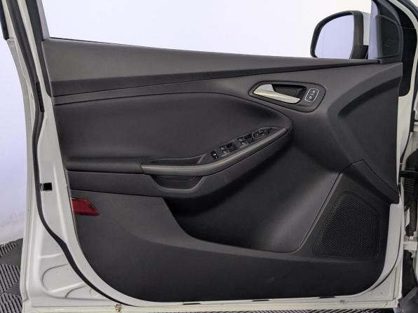 Ford Focus III Рестайлинг с пробегом 2018 года, цена 1 200 000 рублей, 85625 км, хэтчбек, Автокод Объявления