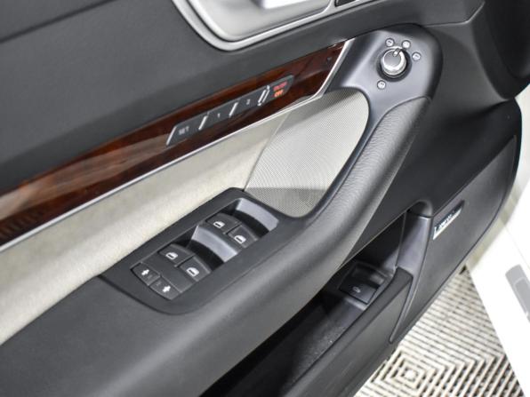 Audi A6 allroad II (C6) Рестайлинг с пробегом 2010 года, цена 1 149 000 рублей, 221398 км, универсал, Автокод Объявления