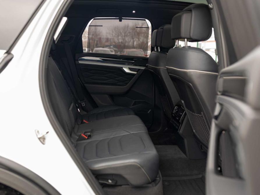Volkswagen Touareg III Новосибирск  - изображение 27