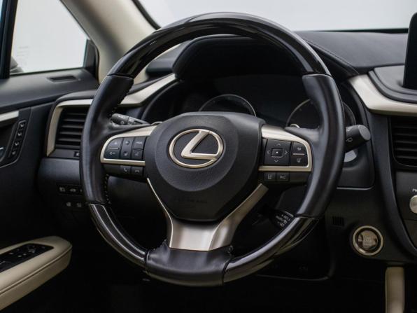 Lexus RX IV Рестайлинг с пробегом 2021 года, цена 6 420 000 рублей, 48759 км, внедорожник, Автокод Объявления