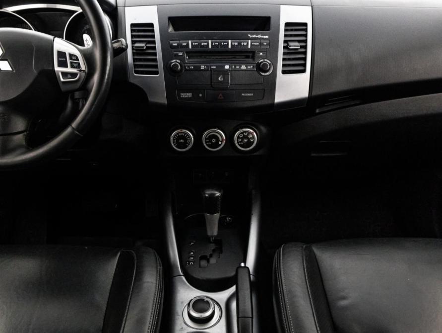 Mitsubishi Outlander II Санкт-Петербург  - изображение 12