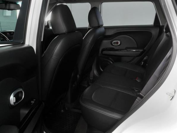Kia Soul II Рестайлинг с пробегом 2017 года, цена 1 888 000 рублей, 48695 км, хэтчбек, Автокод Объявления