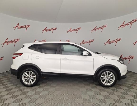 Nissan Qashqai II с пробегом 2017 года, цена 1 499 000 рублей, 168851 км, внедорожник, Автокод Объявления