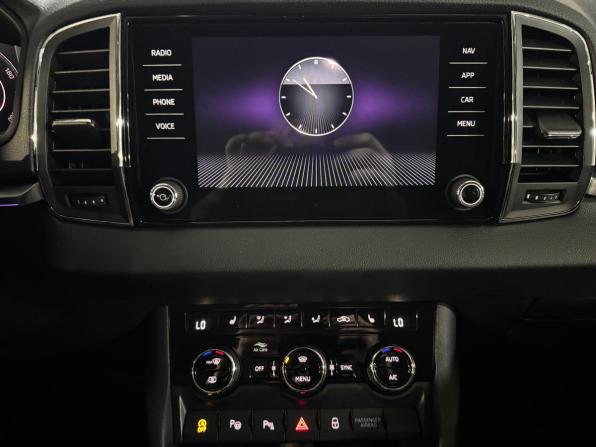 Skoda Karoq I с пробегом 2021 года, цена 2 569 000 рублей, 87000 км, внедорожник, Автокод Объявления