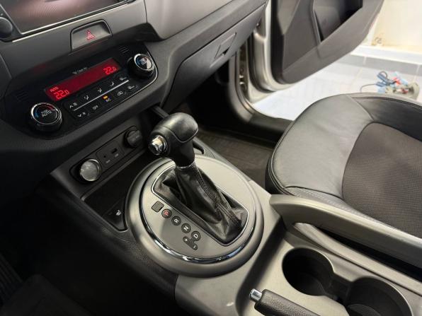 Kia Sportage III Рестайлинг с пробегом 2014 года, цена 1 350 000 рублей, 199648 км, внедорожник, Автокод Объявления