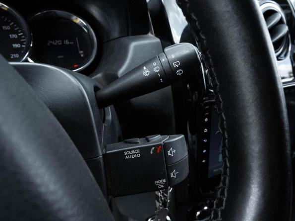 Renault Duster I Рестайлинг с пробегом 2018 года, цена 1 556 777 рублей, 242016 км, внедорожник, Автокод Объявления