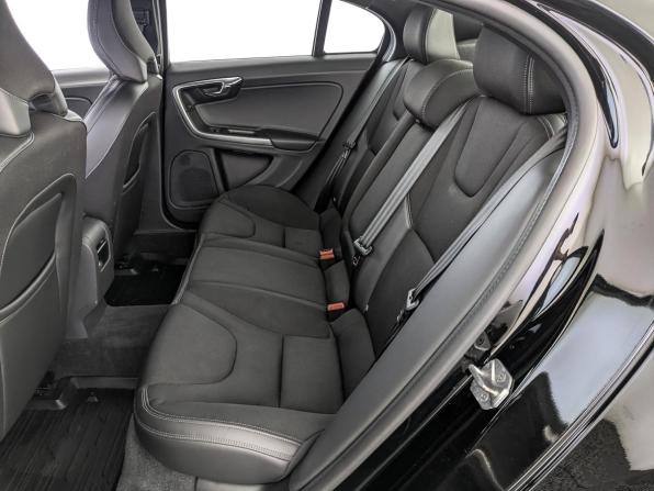 Volvo S60 II Рестайлинг с пробегом 2017 года, цена 2 150 000 рублей, 53376 км, седан, Автокод Объявления