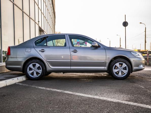 Skoda Octavia II (A5) Рестайлинг с пробегом 2012 года, цена 1 298 000 рублей, 62297 км, лифтбек, Автокод Объявления
