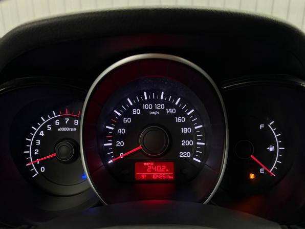 Kia Rio III Рестайлинг с пробегом 2016 года, цена 947 000 рублей, 103250 км, седан, Автокод Объявления