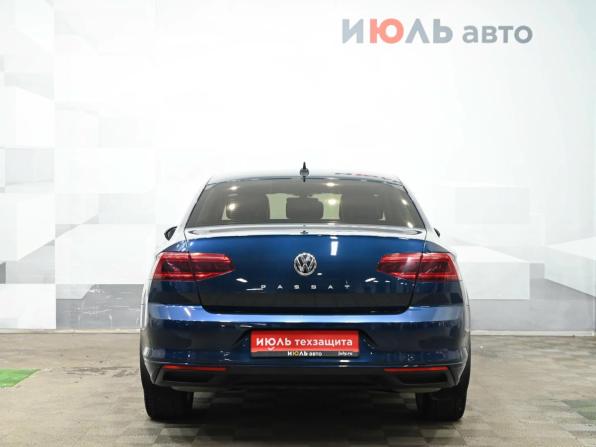 Volkswagen Passat B8 Рестайлинг с пробегом 2020 года, цена 2 635 000 рублей, 76034 км, седан, Автокод Объявления