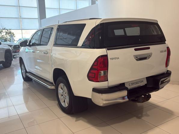 Toyota Hilux VIII с пробегом 2017 года, цена 3 960 000 рублей, 132327 км, пикап, Автокод Объявления