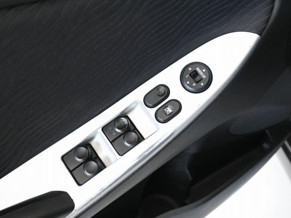 Hyundai Solaris I с пробегом 2011 года, цена 829 900 рублей, 220000 км, седан, Автокод Объявления