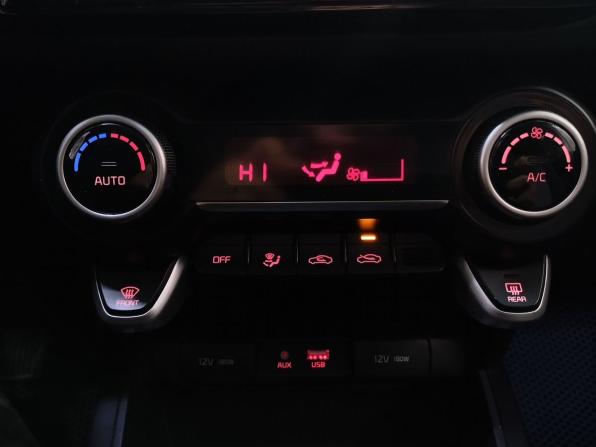 Kia Rio IV с пробегом 2018 года, цена 1 399 000 рублей, 144770 км, седан, Автокод Объявления