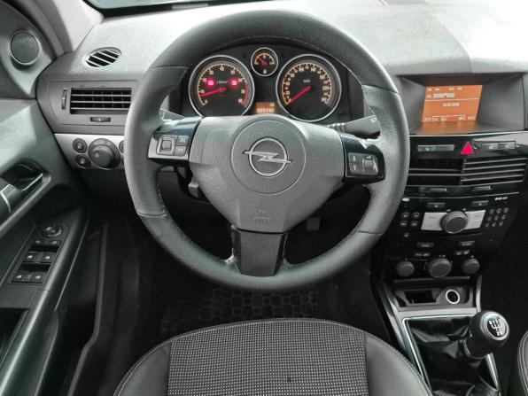 Opel Astra H с пробегом 2007 года, цена 319 000 рублей, 309332 км, хэтчбек, Автокод Объявления