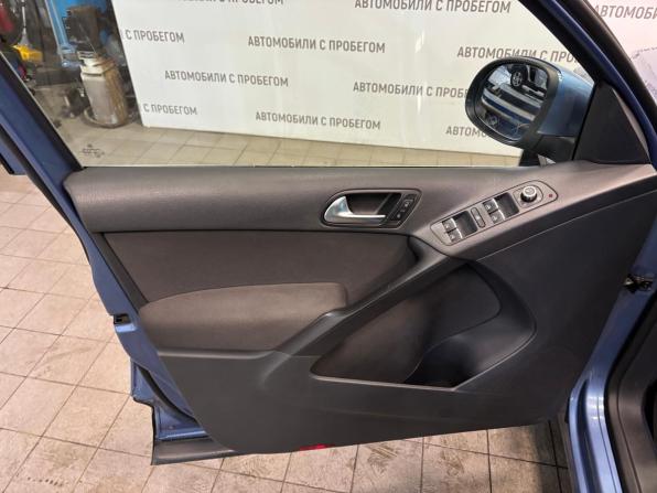 Volkswagen Tiguan I с пробегом 2011 года, цена 1 139 000 рублей, 141000 км, внедорожник, Автокод Объявления