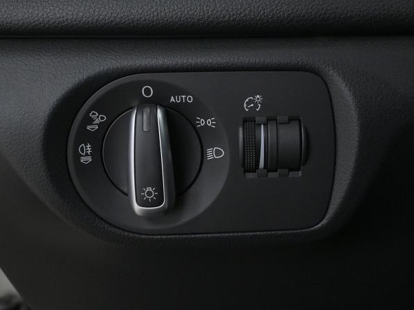 Audi Q3 I (8U) Рестайлинг с пробегом 2015 года, цена 1 290 000 рублей, 150661 км, внедорожник, Автокод Объявления