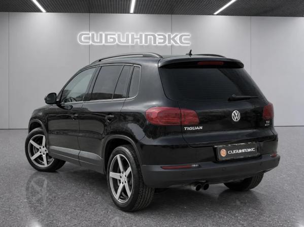 Volkswagen Tiguan I Рестайлинг с пробегом 2013 года, цена 999 000 рублей, 125546 км, внедорожник, Автокод Объявления