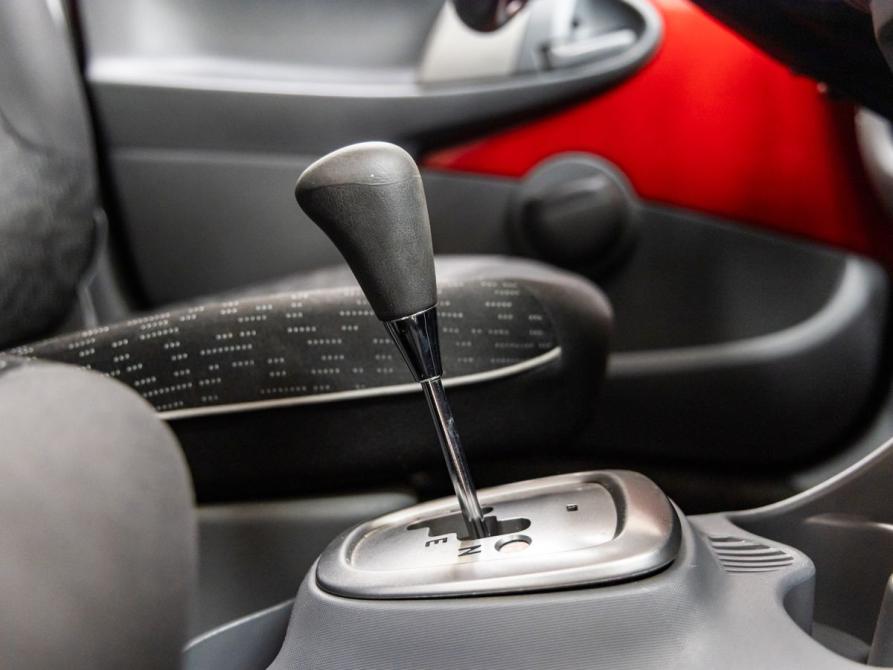 Peugeot 107 I Рестайлинг Волгоград  - изображение 26