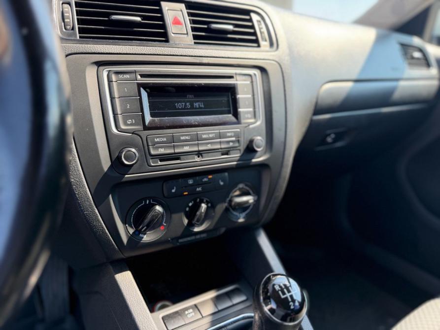 Volkswagen Jetta VI Владикавказ  - изображение 12