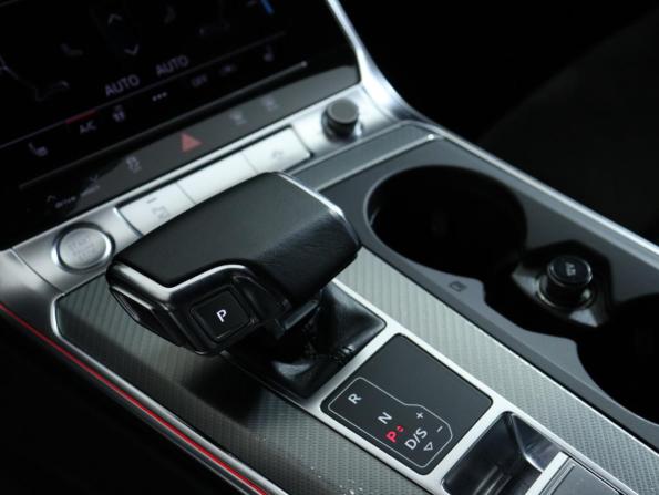 Audi A6 V (C8) с пробегом 2019 года, цена 3 490 000 рублей, 91000 км, седан, Автокод Объявления