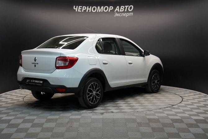 Renault Logan II Рестайлинг с пробегом 2020 года, цена 1 040 000 рублей, 108000 км, седан, Автокод Объявления