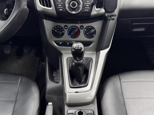 Ford Focus III с пробегом 2012 года, цена 760 000 рублей, 191334 км, универсал, Автокод Объявления