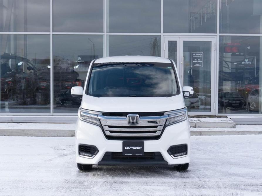 Honda Stepwgn V Рестайлинг Улан-Удэ  - изображение 3
