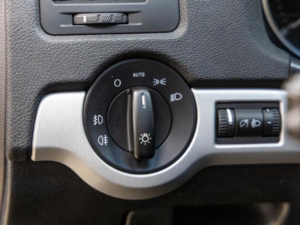 Skoda Octavia II (A5) Рестайлинг с пробегом 2012 года, цена 998 000 рублей, 143374 км, лифтбек, Автокод Объявления