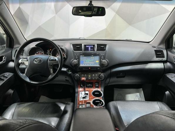 Toyota Highlander II (XU40) Рестайлинг с пробегом 2011 года, цена 1 999 000 рублей, 218847 км, внедорожник, Автокод Объявления