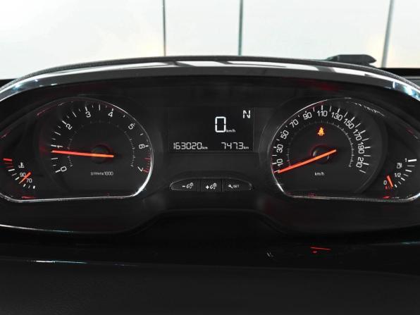 Peugeot 208 I с пробегом 2014 года, цена 649 000 рублей, 163020 км, хэтчбек, Автокод Объявления