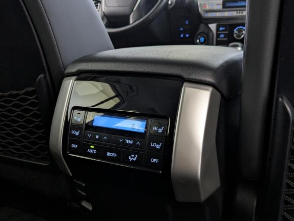 Toyota Land Cruiser Prado 150 Series Рестайлинг 3 с пробегом 2021 года, цена 6 799 000 рублей, 64128 км, внедорожник, Автокод Объявления