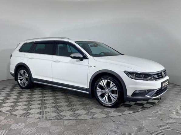 Volkswagen Passat B8 с пробегом 2019 года, цена 2 450 000 рублей, 208403 км, универсал, Автокод Объявления