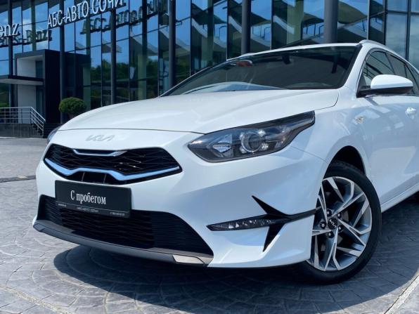 Kia Ceed III Рестайлинг с пробегом 2021 года, цена 1 999 000 рублей, 69328 км, универсал, Автокод Объявления